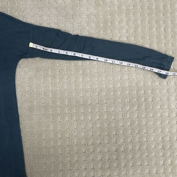 Athleta Long Sleeve Tee Shirt, Grey, Size Extra Small. - Picture 6 of 7